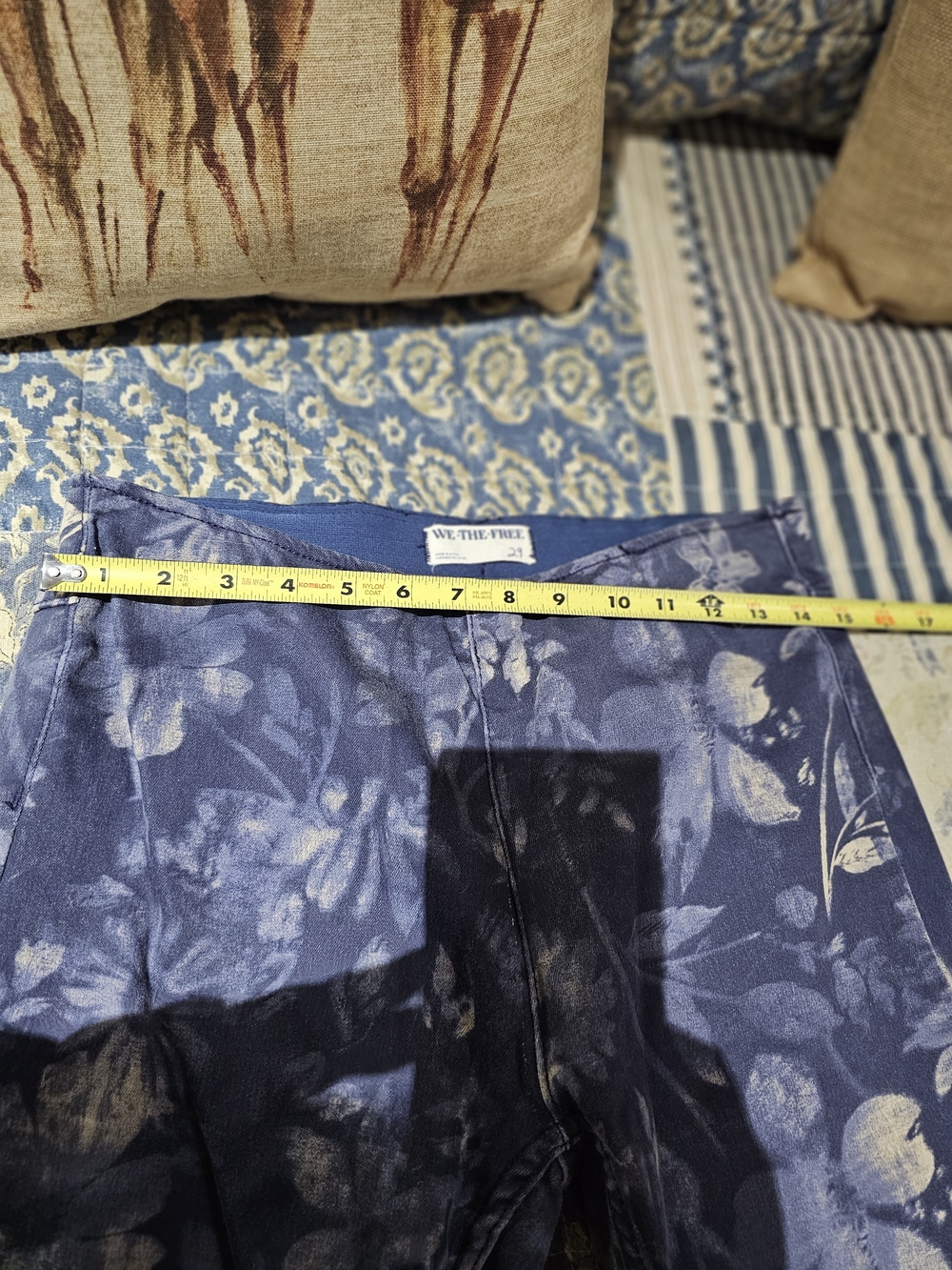 We The Free Blue and Cream Flower-Print Bell Bottoms - NWOT, Size 29 - Picture 6 of 6